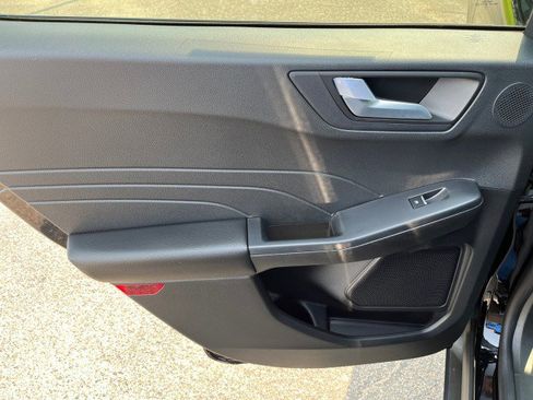 Used 2023 Ford Escape ST-Line Select w/ Tech Pack #2 image 23