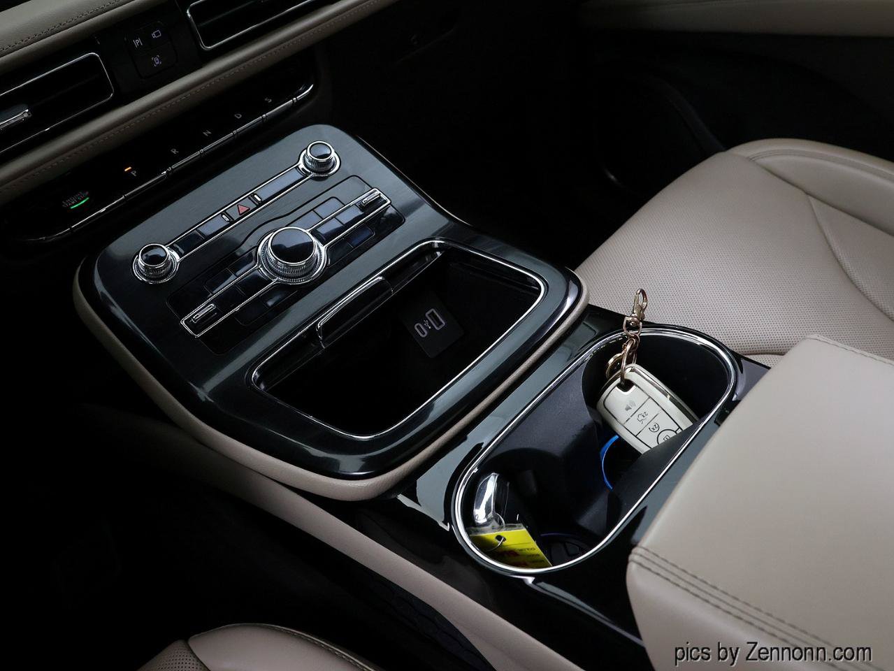 Used 2021 Lincoln Nautilus Reserve AWD/4WD image 26