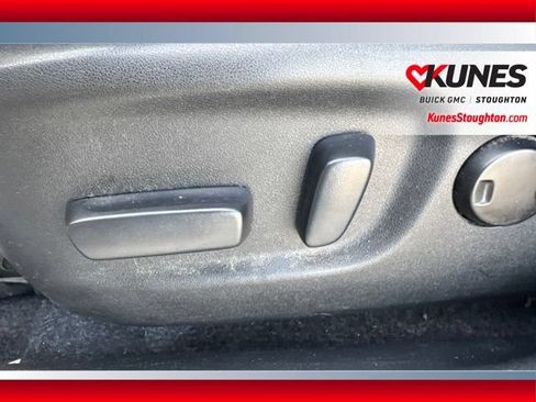 Used 2016 Toyota RAV4 Limited w/ Protection Package AWD/4WD image 30