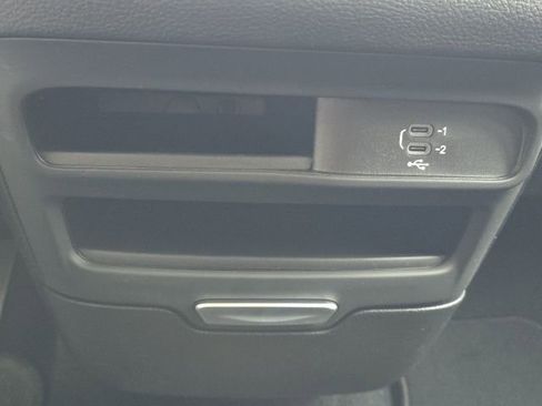 New 2026 Chrysler Pacifica Select image 24