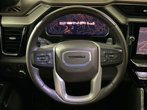 Used 2024 GMC Sierra 1500 Denali w/ Technology Package AWD/4WD image 16