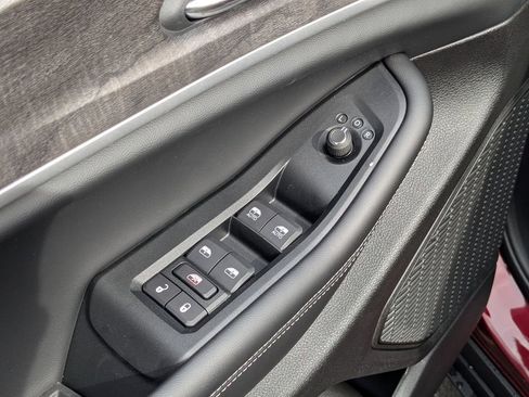 New 2025 Jeep Grand Cherokee L Limited image 6