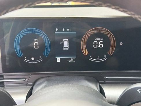 Certified 2025 Hyundai Kona SEL AWD/4WD image 25