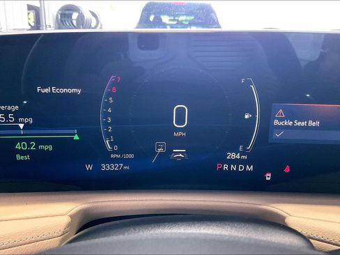 Used 2025 Cadillac XT4 Premium Luxury FWD image 7