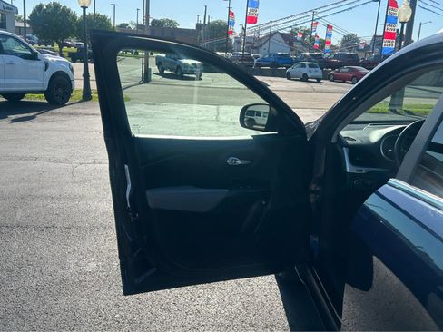 Used 2014 Jeep Cherokee Limited FWD image 16