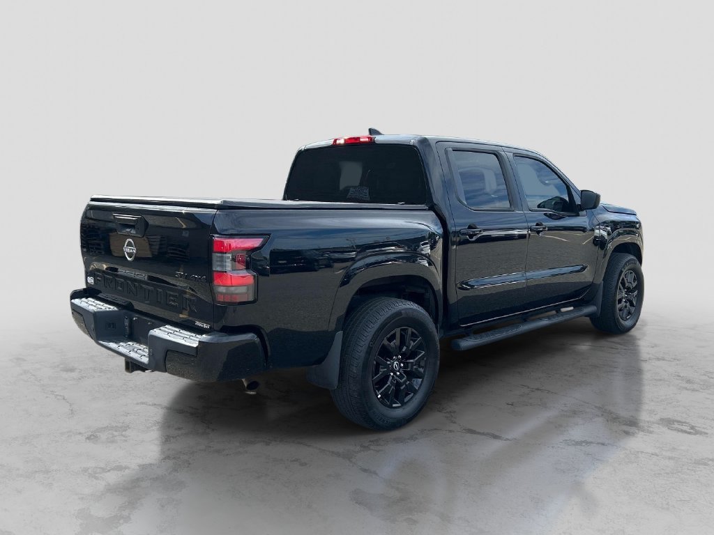 Certified 2023 Nissan Frontier SV w/ Midnight Edition Package AWD/4WD image 5