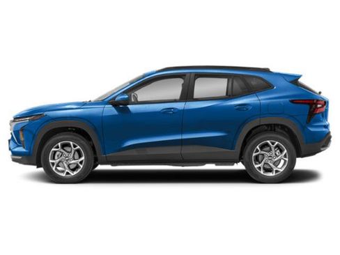 Used 2025 Chevrolet Trax RS w/ Sunroof Package FWD image 4