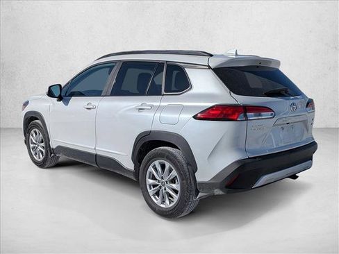 Certified 2023 Toyota Corolla Cross LE image 7