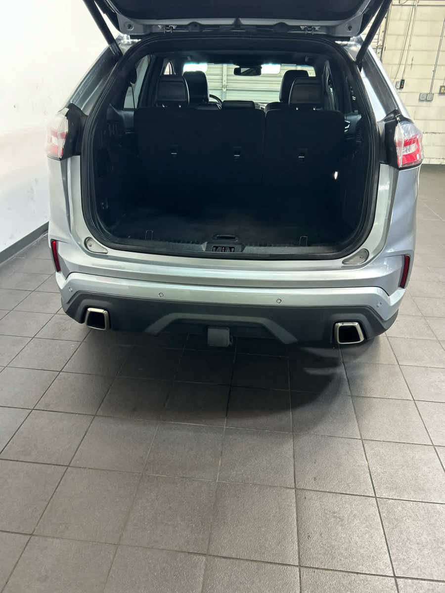 Used 2020 Ford Edge ST w/ Equipment Group 401A AWD/4WD image 11