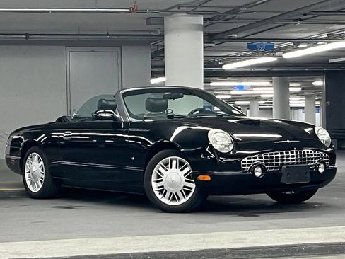 Used 2003 Ford Thunderbird RWD image 2