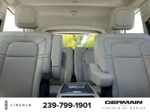 New 2025 Lincoln Aviator Reserve image 29