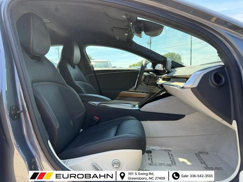 Used 2024 Lucid Air Touring AWD/4WD image 21