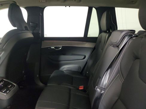 Used 2026 Volvo XC90 B6 Ultra AWD/4WD image 12
