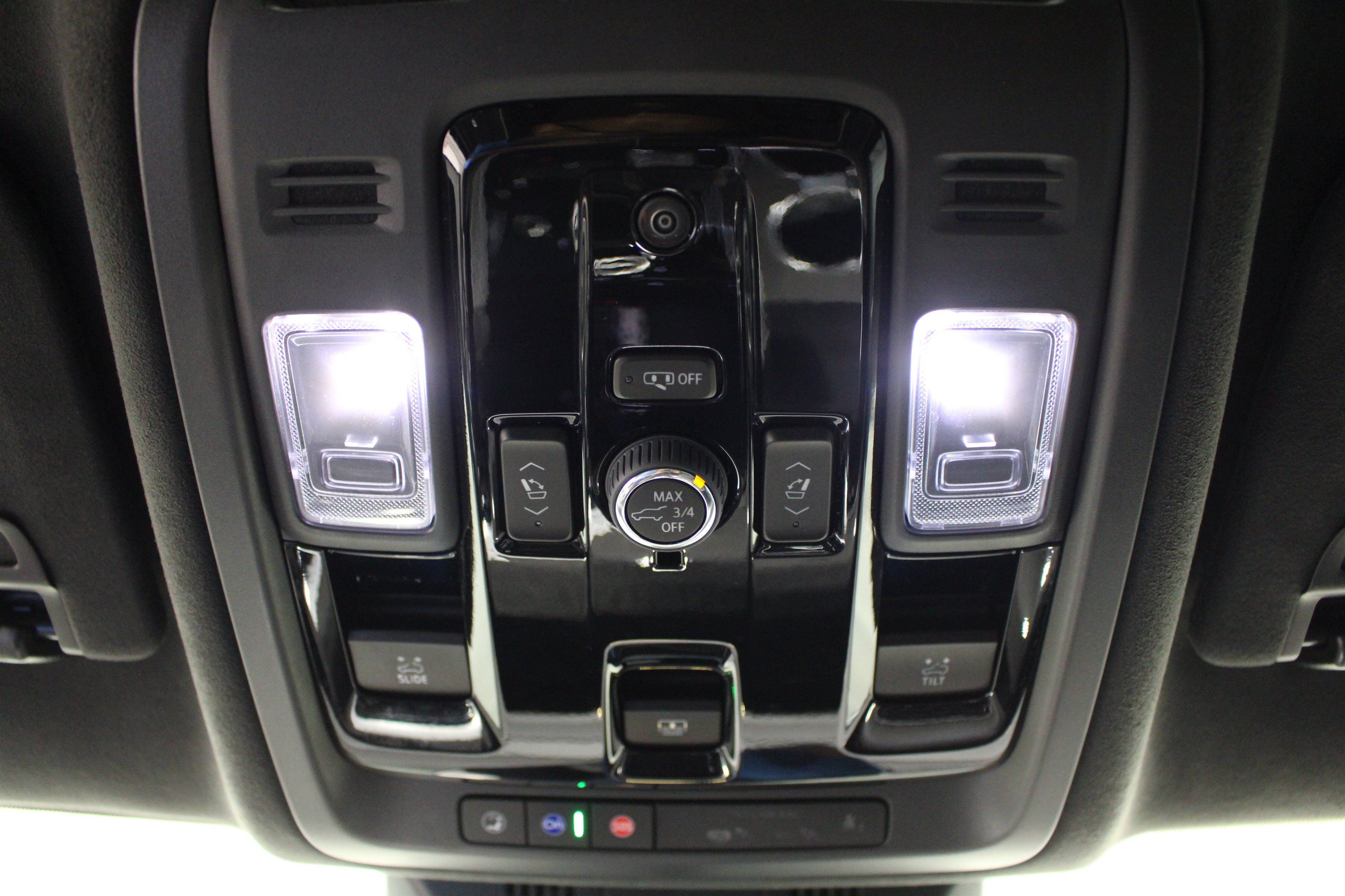 Certified 2025 Cadillac Escalade V AWD/4WD image 18
