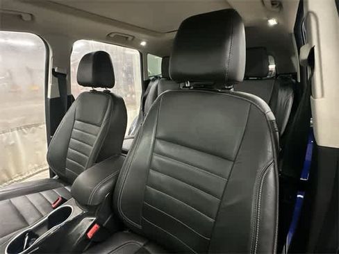 Used 2016 Ford Escape Titanium image 17