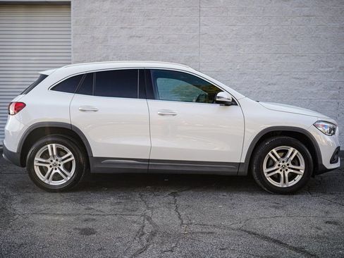 Used 2022 Mercedes-Benz GLA 250 4MATIC w/ Premium Package Lite image 18