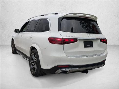 Used 2024 Mercedes-Benz GLS 450 4MATIC image 4