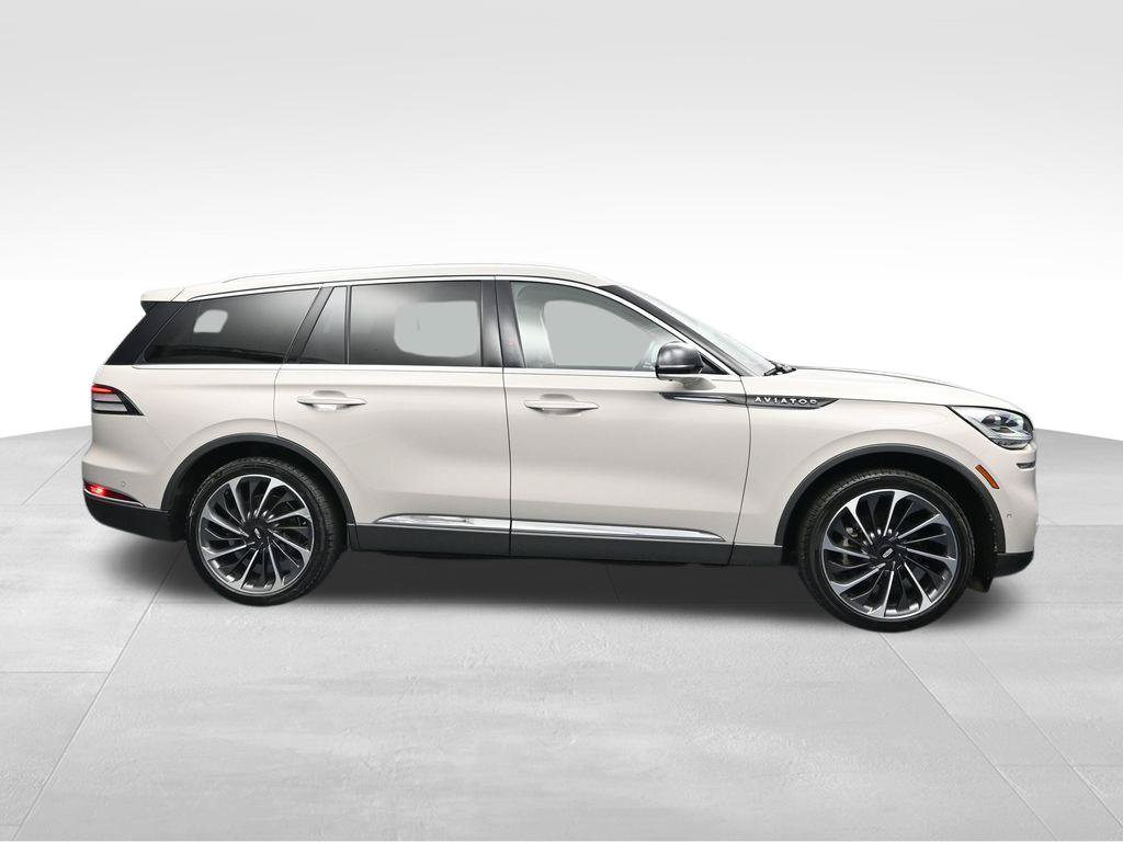 Used 2021 Lincoln Aviator Reserve w/ Equipment Group 202A AWD/4WD image 6