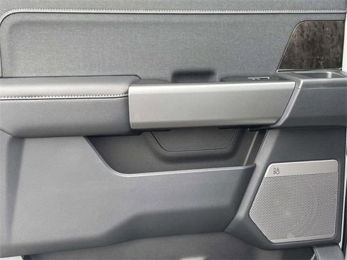 New 2026 Ford F250 Lariat w/ FX4 Off-Road Package image 10
