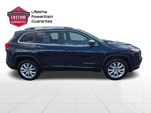 Used 2016 Jeep Cherokee Limited AWD/4WD image 6