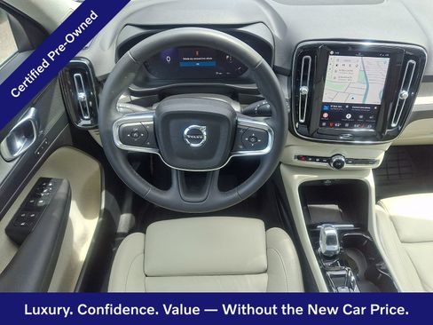 Certified 2023 Volvo XC40 B5 Plus w/ Climate Package AWD/4WD image 12