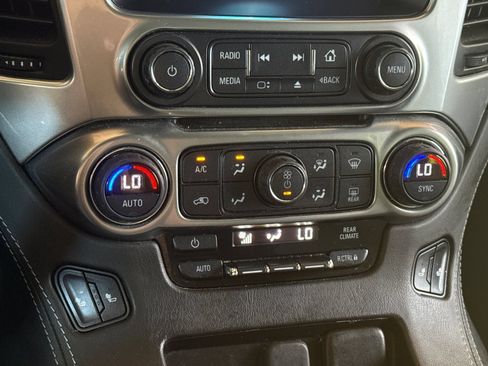 Used 2020 Chevrolet Tahoe LT AWD/4WD image 30