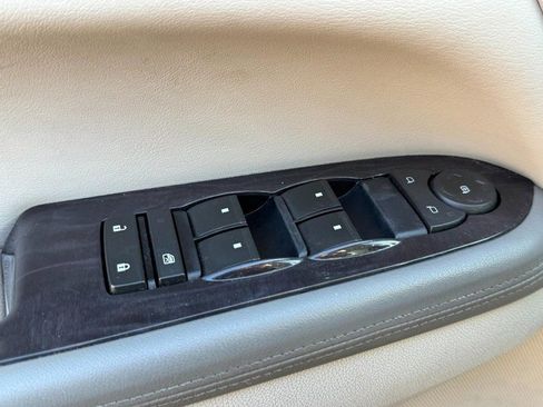 Used 2017 Buick Enclave Leather image 23