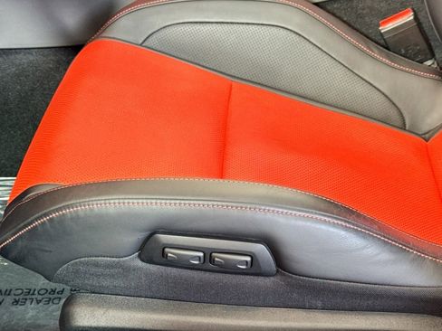 Used 2019 Mercedes-Benz AMG GT C image 18