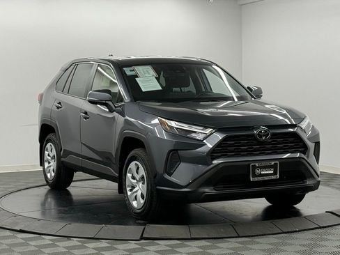 Used 2025 Toyota RAV4 LE image 5