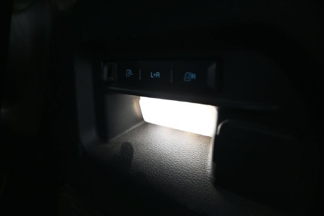 Used 2022 Ford Explorer ST w/ ST Street Pack AWD/4WD image 8