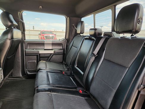 Used 2016 Ford F150 Lariat AWD/4WD image 9