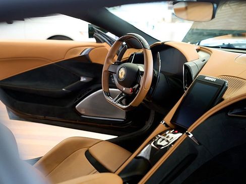 Used 2021 Ferrari Roma image 45