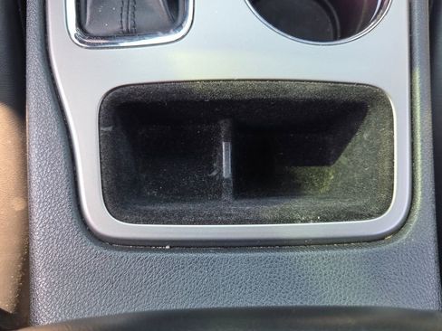 Used 2021 Jeep Grand Cherokee Laredo X image 19