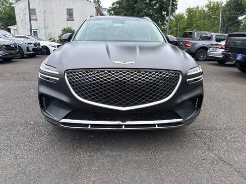 Used 2024 Genesis GV70 2.5T w/ Select Package AWD/4WD image 2