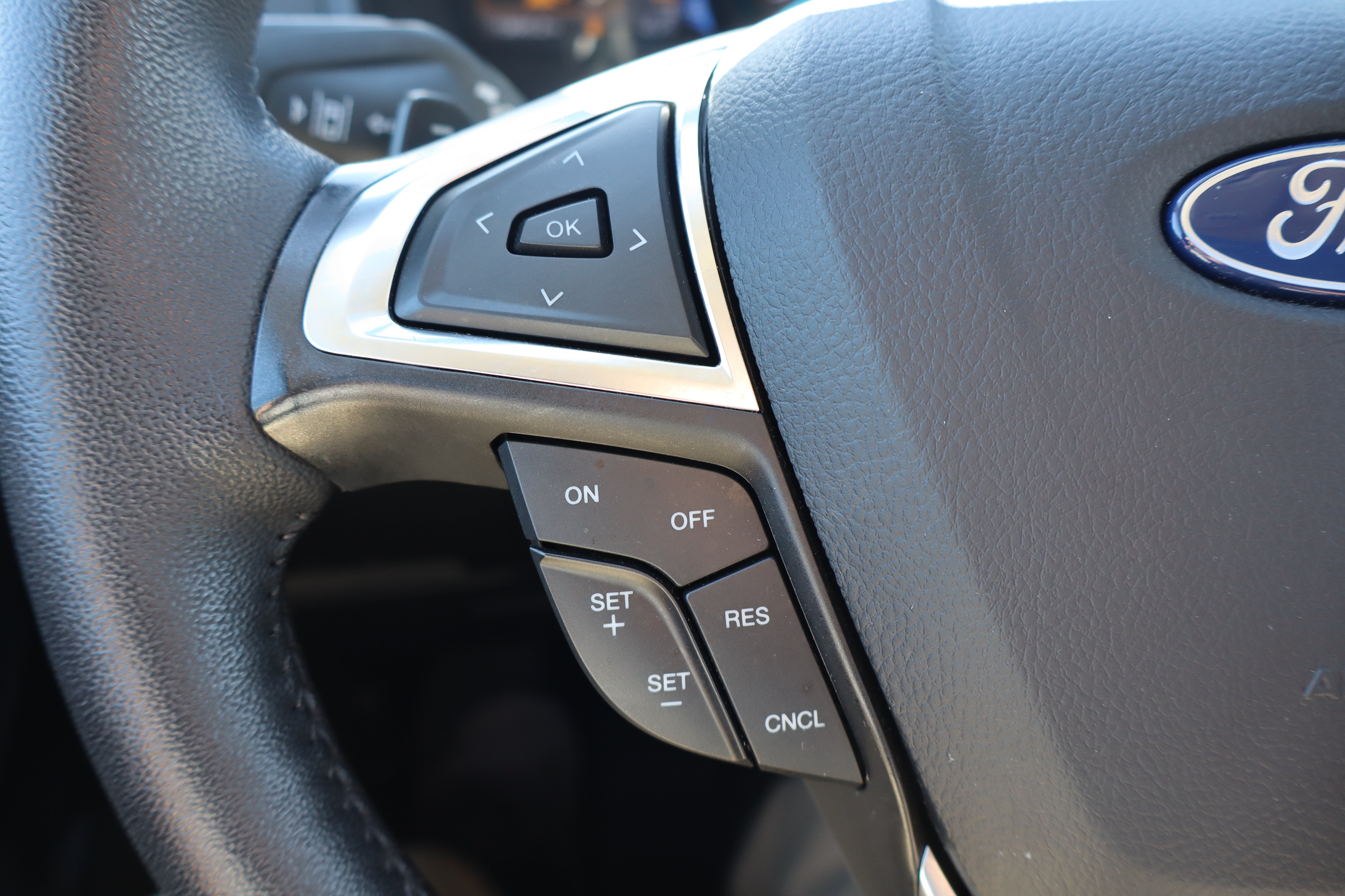 Used 2024 Ford Edge SEL w/ Convenience Package AWD/4WD image 15