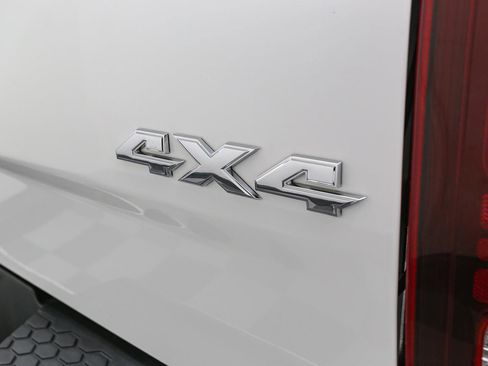 Used 2017 RAM 1500 Sport image 10