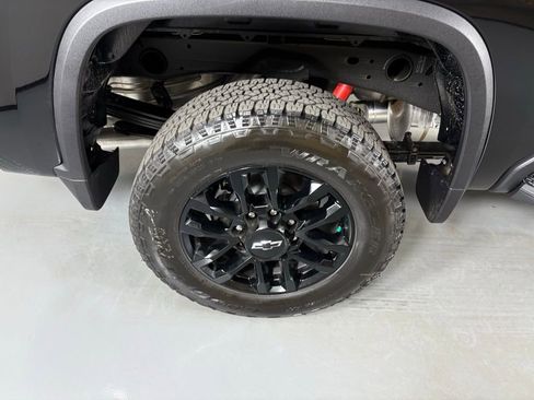 Used 2026 Chevrolet Silverado 2500 LT w/ Trail Boss Package image 13