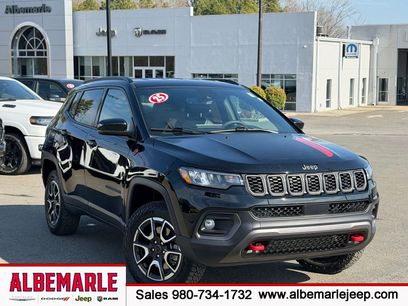Used 2025 Jeep Compass Trailhawk