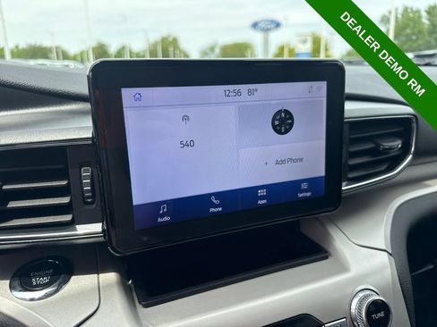 Used 2024 Ford Explorer XLT w/ Equipment Group 202A AWD/4WD image 36