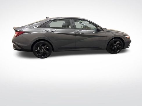 Certified 2026 Hyundai Elantra Sport w/ Cargo Package image 4