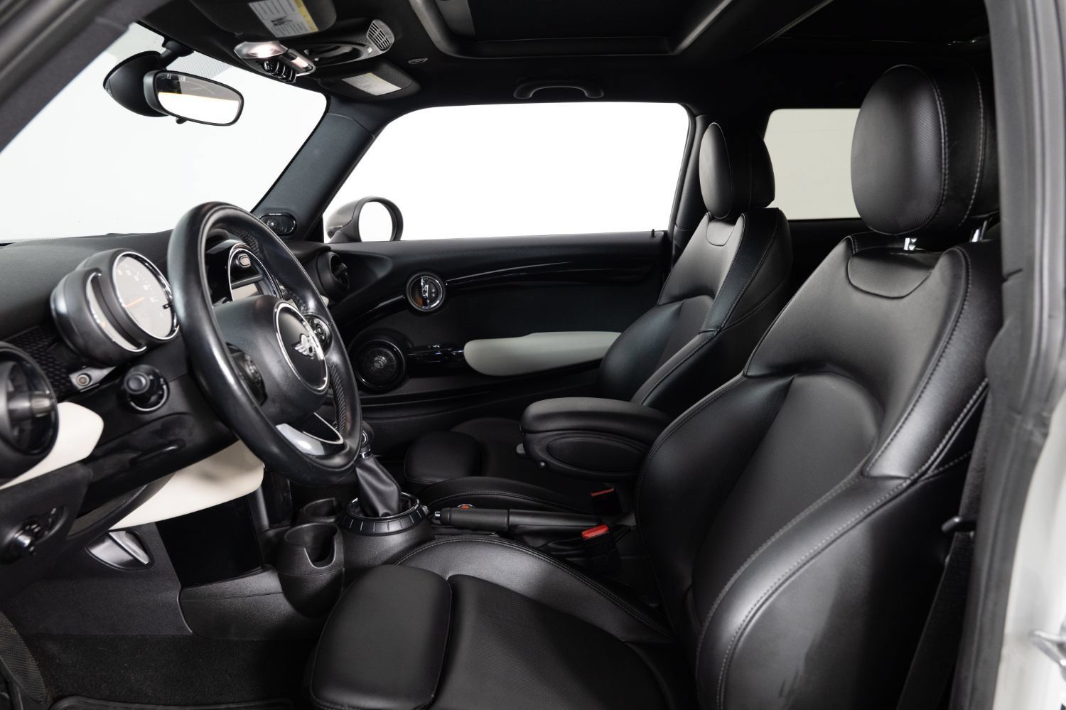Used 2017 MINI Cooper S FWD image 14