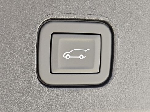 New 2026 Cadillac Lyriq V w/ Exterior Carbon Fiber Package image 13