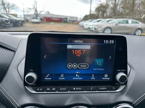 Used 2024 Nissan Sentra SV image 12