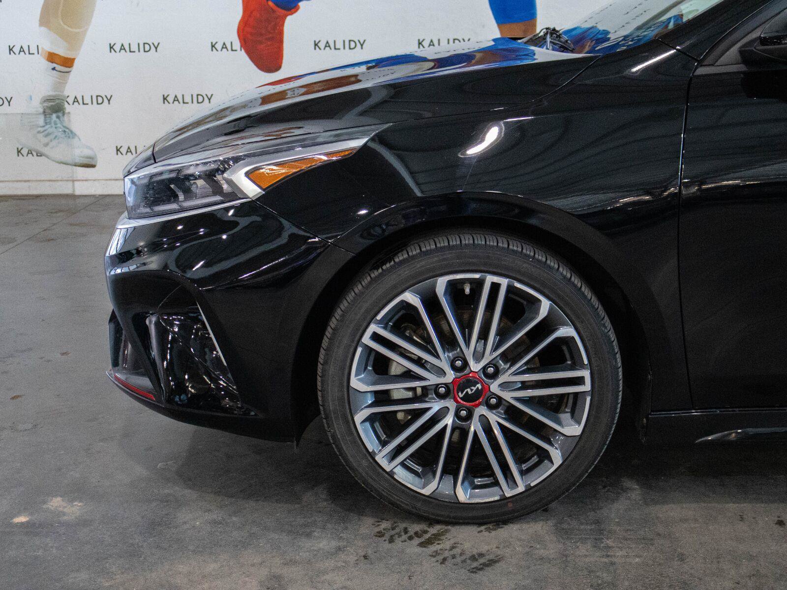 Used 2022 Kia Forte GT FWD image 17