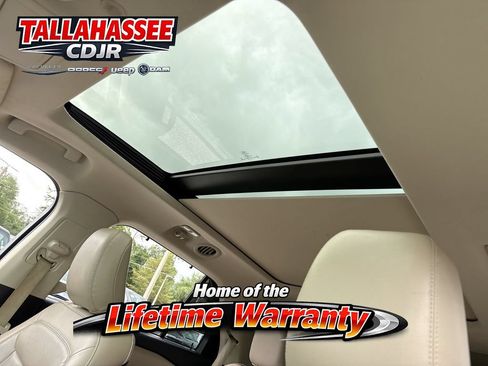 Used 2020 Ford Explorer Limited RWD image 18