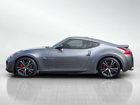 Used 2020 Nissan 370Z Touring Sport image 7