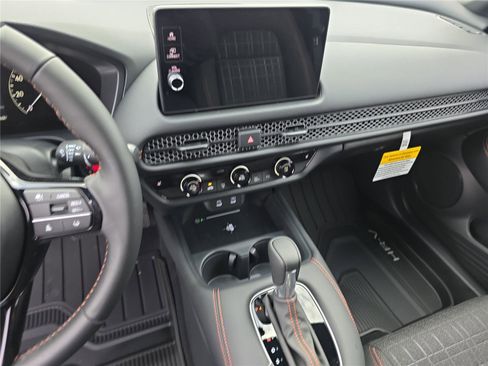 New 2026 Honda HR-V Sport image 24