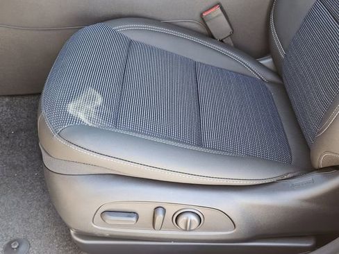 New 2026 Buick Envista Sport Touring w/ Convenience I Package FWD image 17
