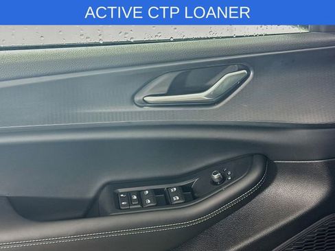 New 2025 Jeep Grand Cherokee Altitude image 17