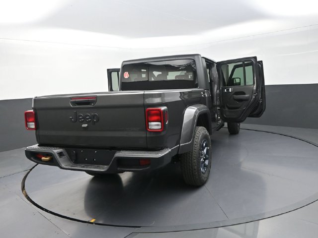 New 2026 Jeep Gladiator Sport AWD/4WD image 32